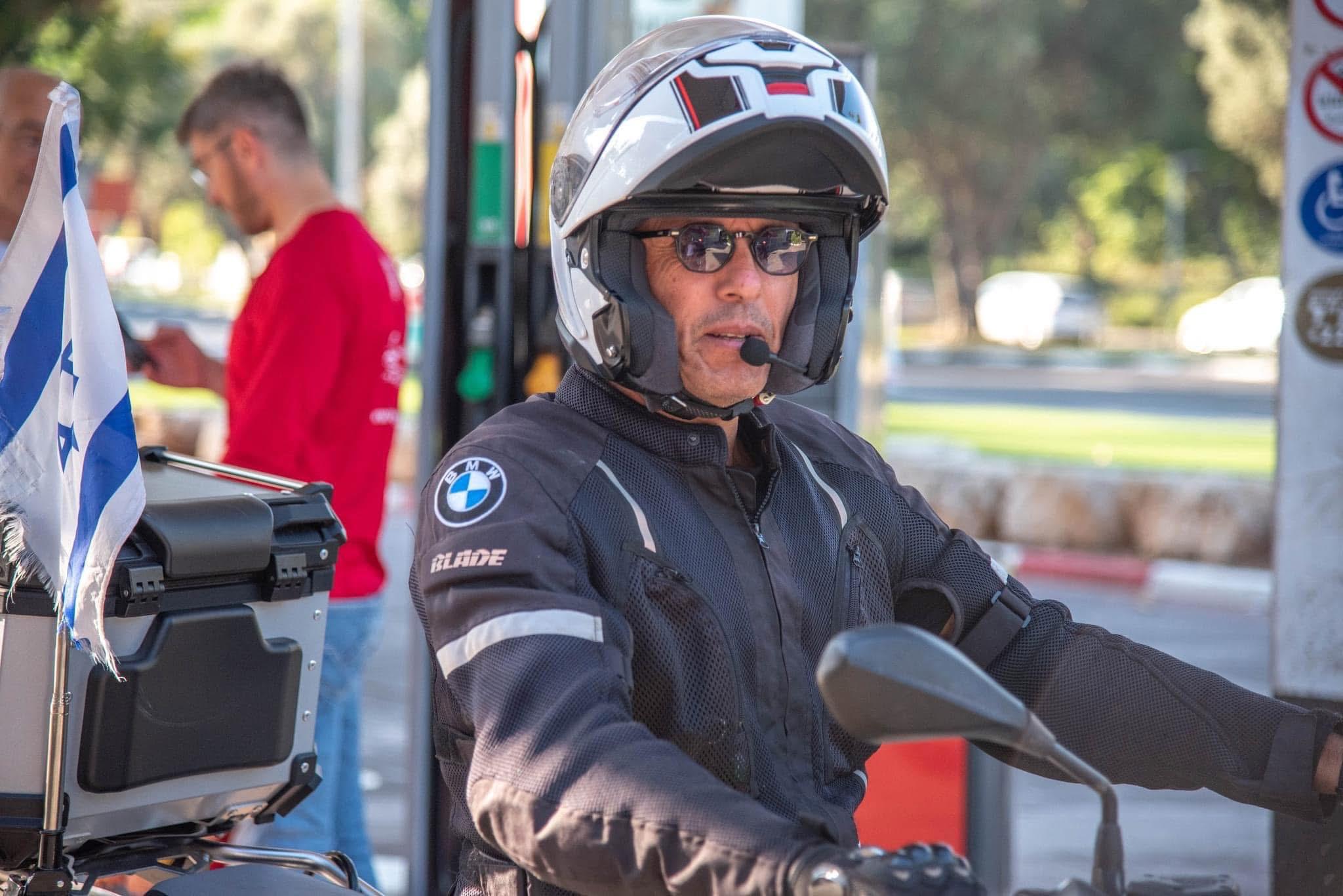 רוכב אחד – עדי ארגמן